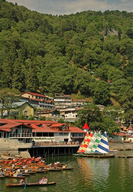 Naukuchiya Tal en Nainital Naukuchiya Tal en Nainital