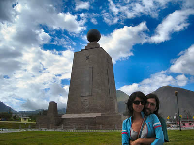 monumento en Ambato